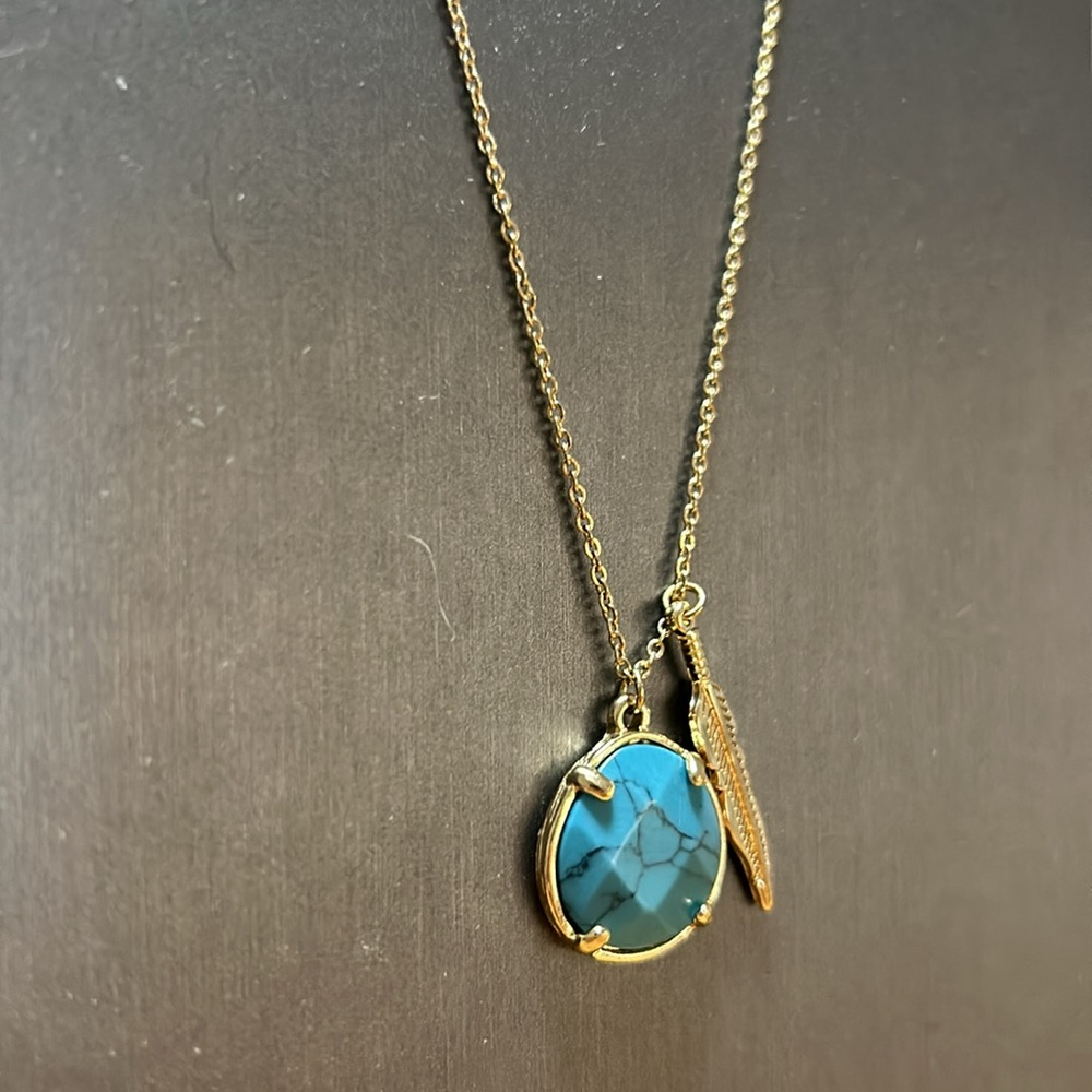 Turquoise Necklace - Picture 3 of 6